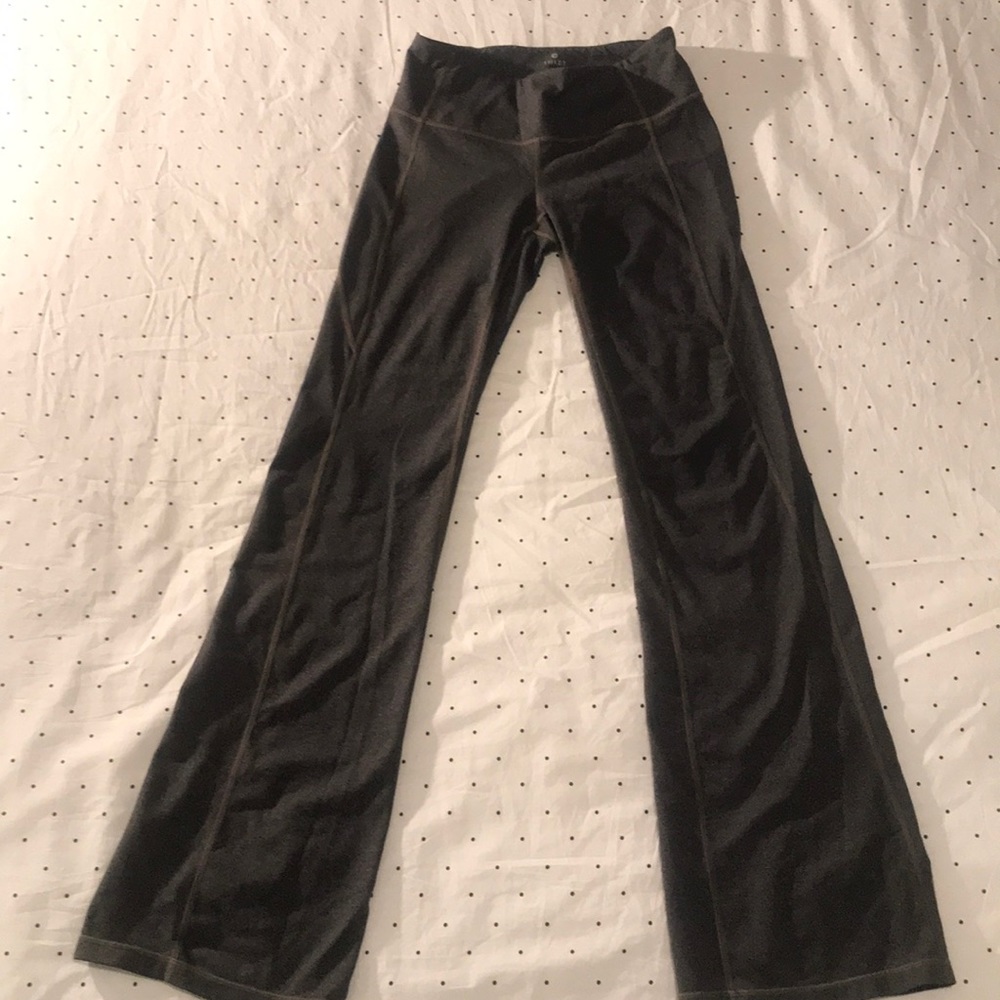 Athleta Grey Leggings/Tights